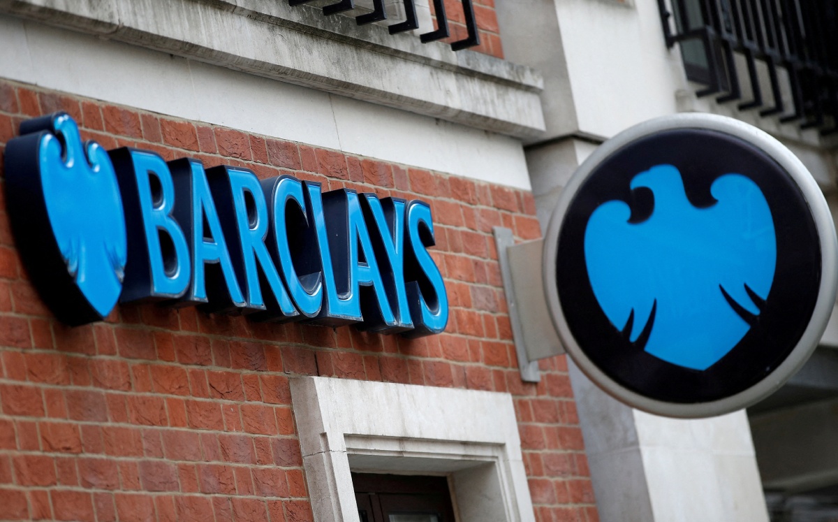 Logo de Banco Barclays en Londres, Gran Bretaña. Febrero del 2022. Foto: (Reuters)