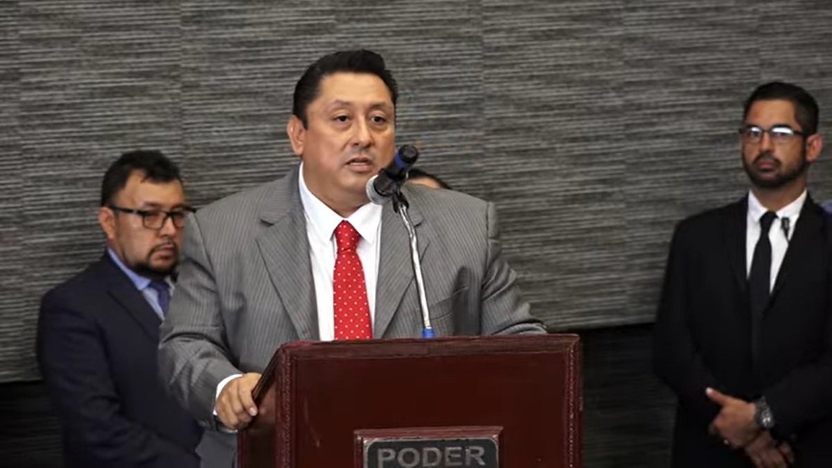 Uriel Carmona