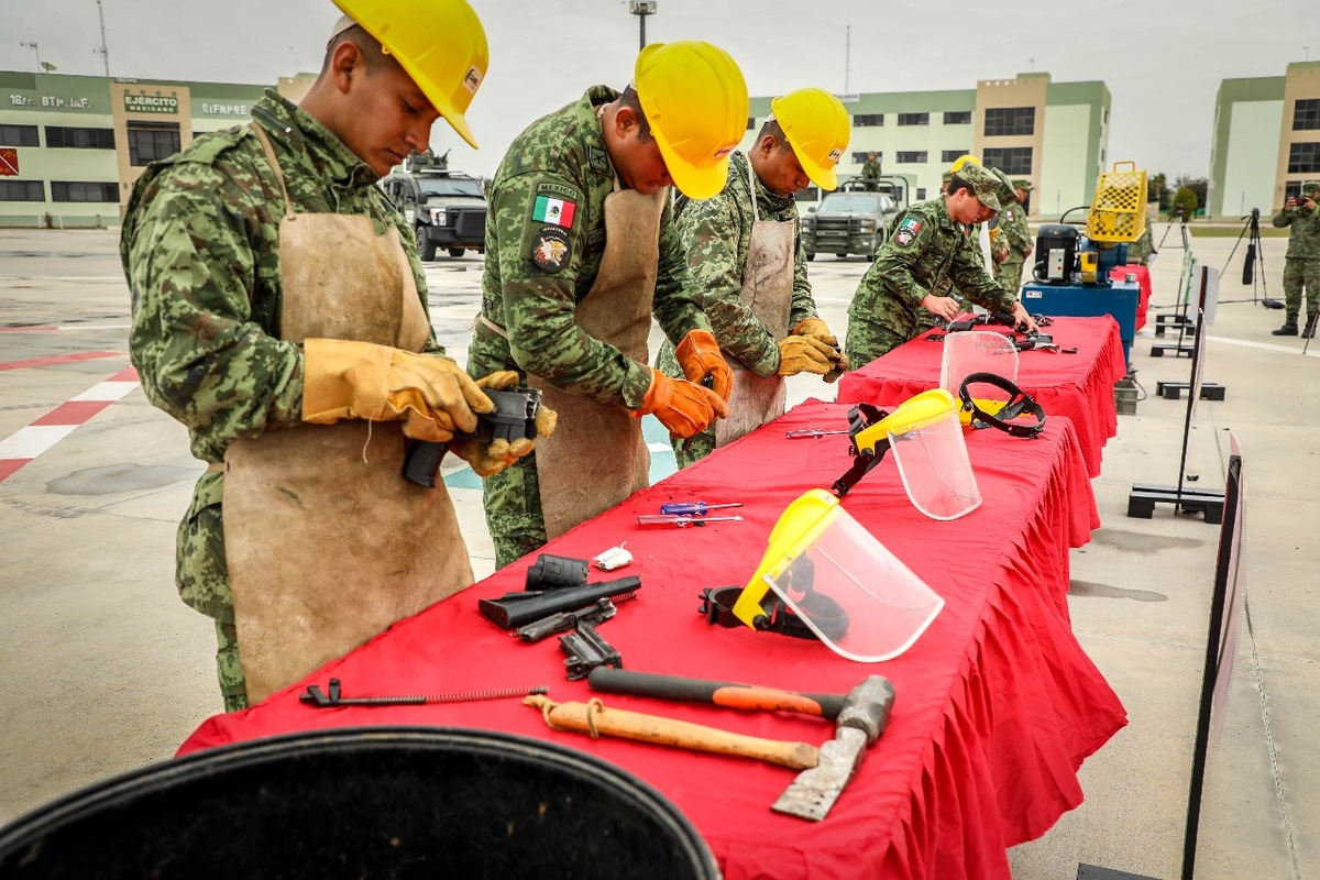 Sedena destruye más de 1,000 armas en Nuevo León. Foto: Especial