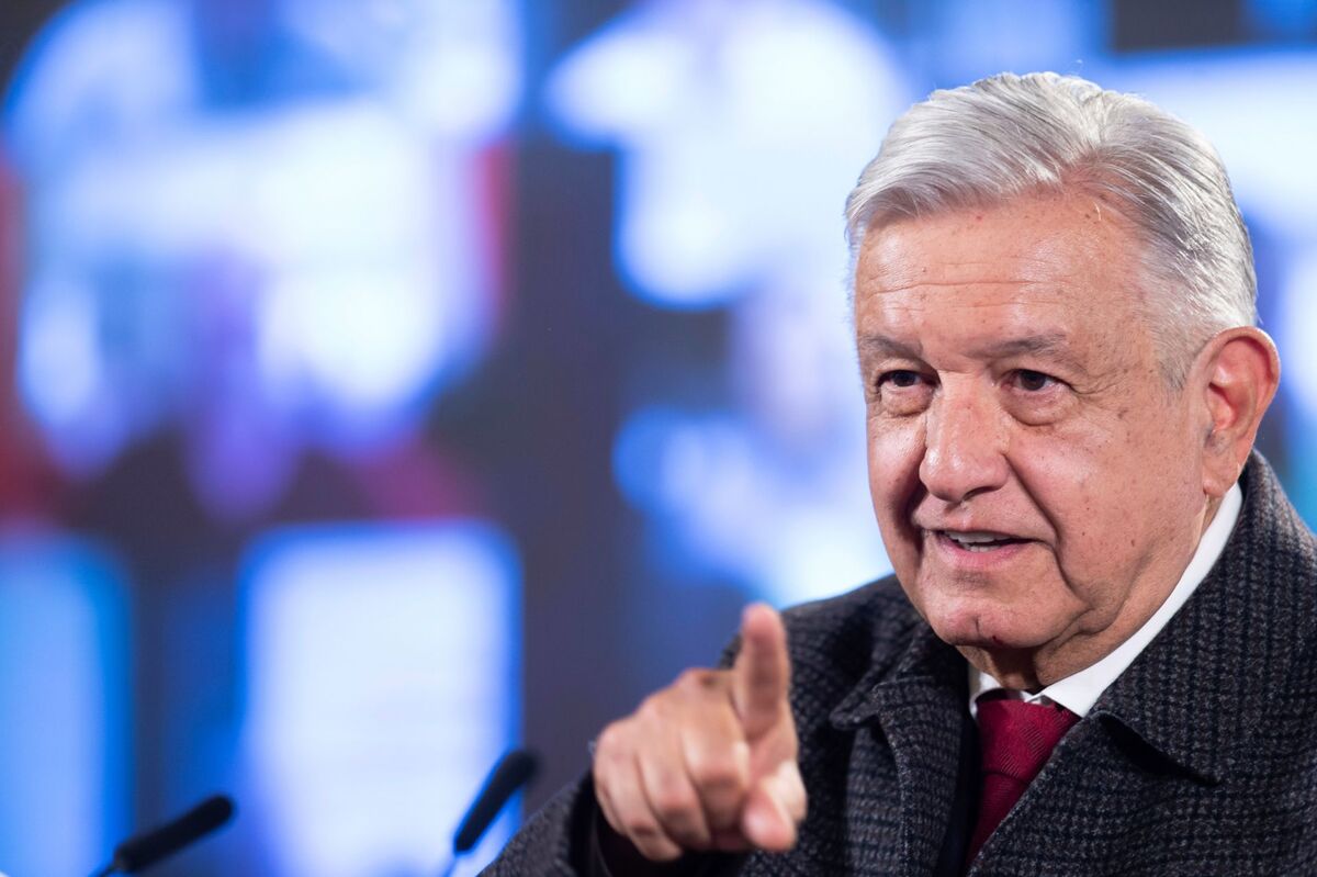 AMLO Invitó a la población, y especialmente a los opositores, a conocer el AIFA. | Cuartoscuro