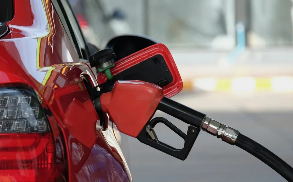 Hacienda recorta aún más estímulo a gasolinas Magna y Premium