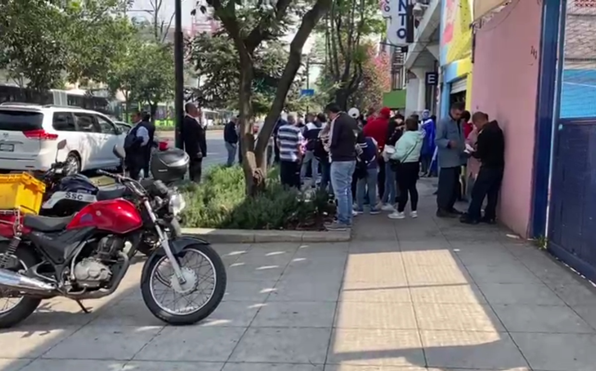 El senador Ricardo Monreal se presentó en la Arena México. |Especial