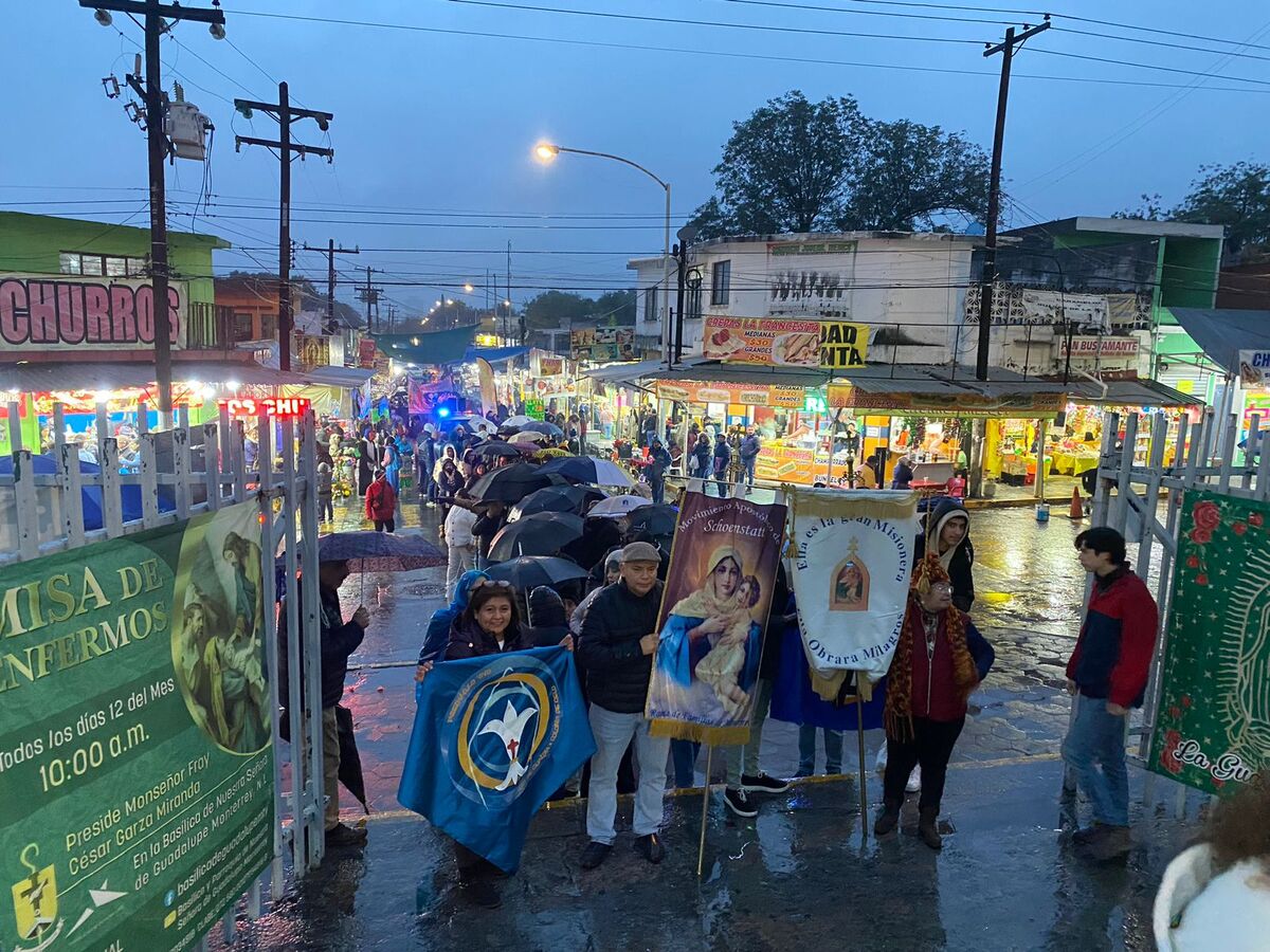 Visitan la Basílica de Guadalupe. Foto: Frida Rodríguez