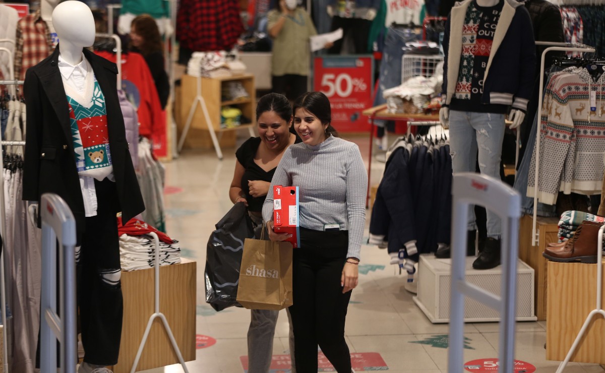 Compradoras del Buen Fin 2022 en Guadalajara (Fernando Carranza)