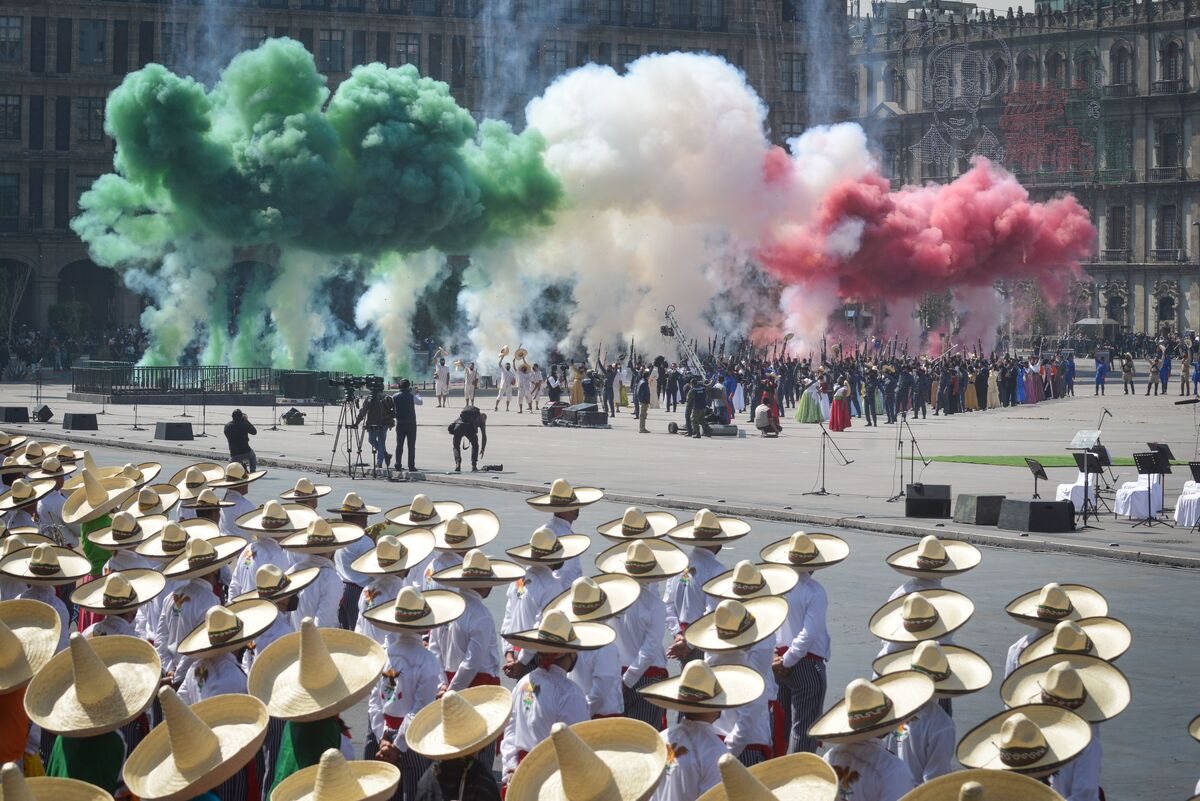 Desfile de la Revolución Mexicana en el Zócalo de la Ciudad de México | Cuartoscuro