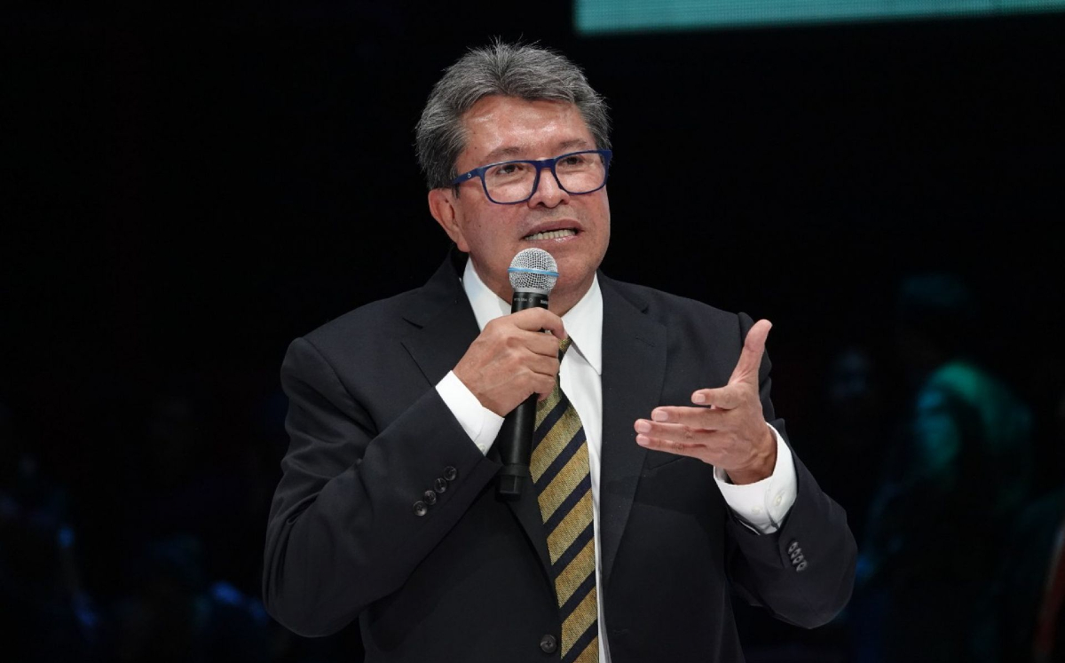 El coordinador de Morena en el Senado, Ricardo Monreal, en una conferencia. | Cuartoscuro