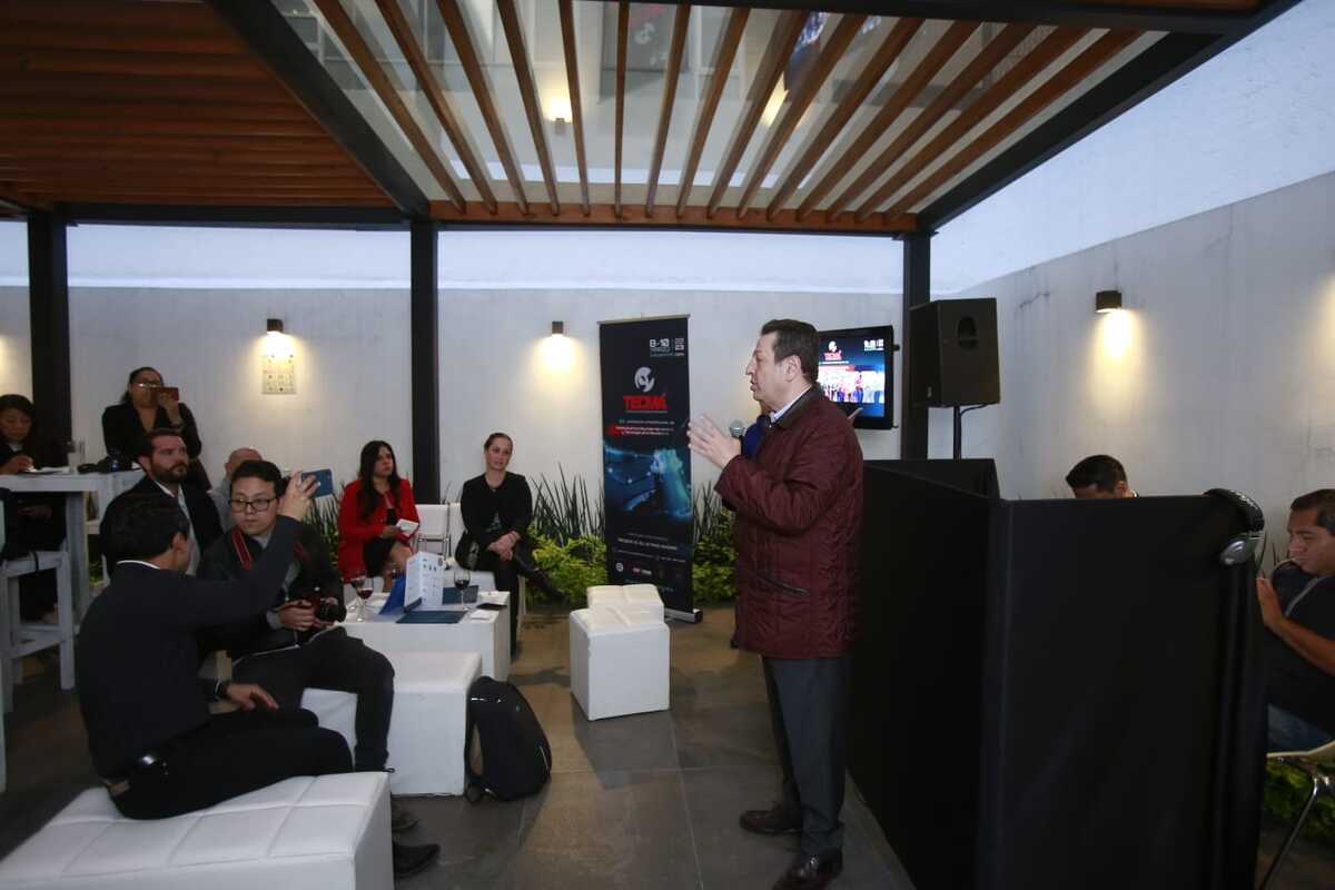 Fadlala Akabani, secretario de Desarrollo Económico de la CdMx en presentación de la Asociación Mexicana de Distribuidores de Maquinaria. (Juan Carlos