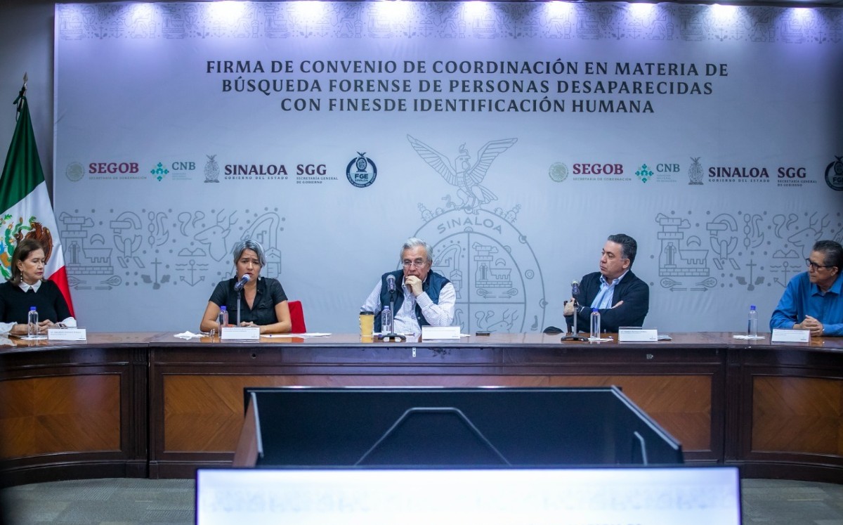 Rocha firma convenio en materia de búsqueda forense de personas desaparecidas. | Especial