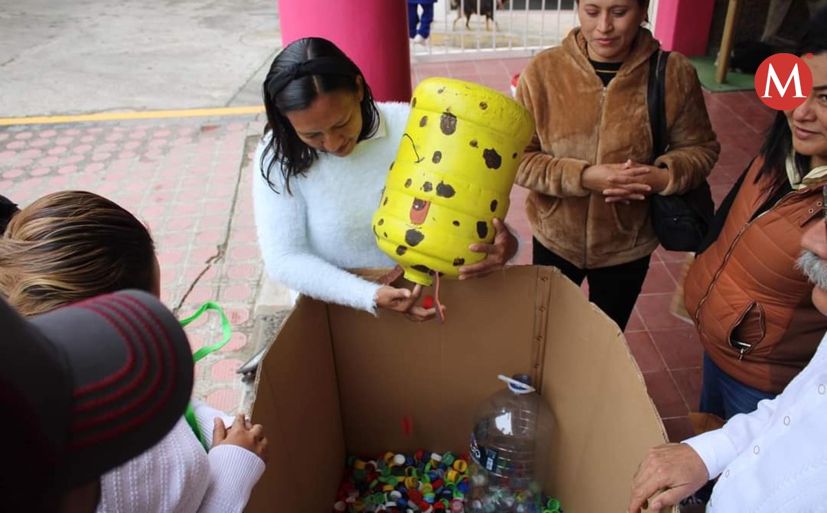 Cambian tapitas de plástico por pintura para escuela en Ozuluama