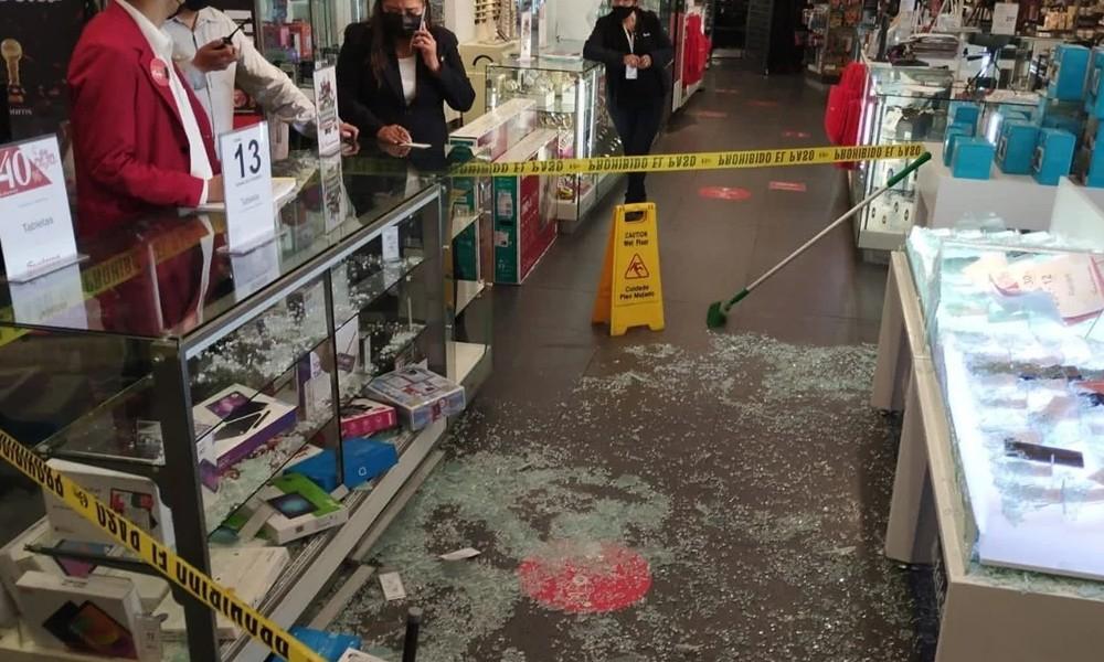 Obligaron a los vigilantes a tirarse al piso.