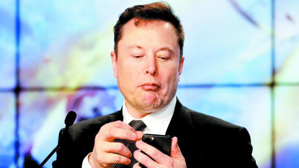El hombre más rico tiene en vilo a las redes sociales. REUTERS