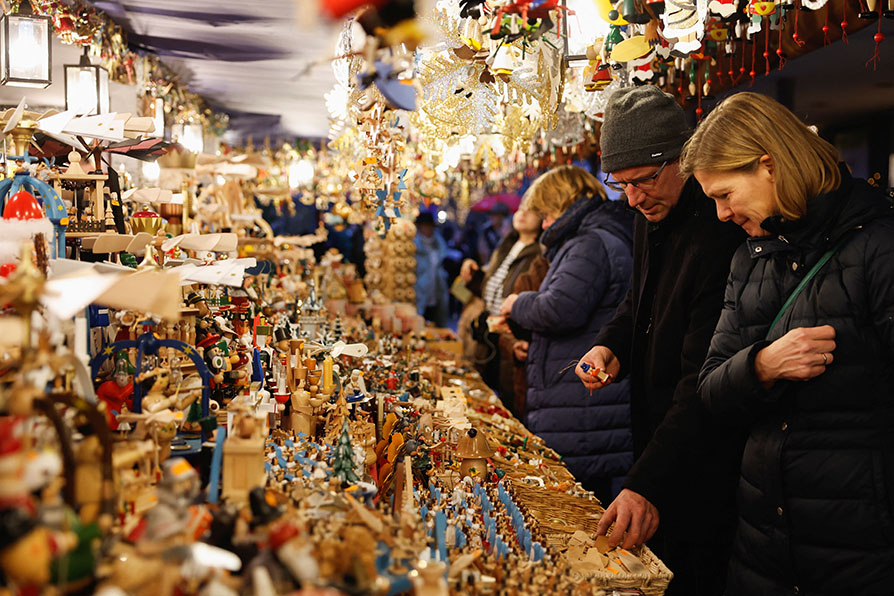 El Nuernberger Christkindlesmarkt abrió sus puertas tras dos años de pandemia.│Reuters