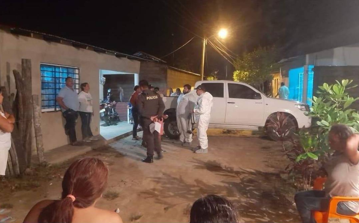 Vecinos llevaron al hombre al hospital, pero el personal no logró salvarlo. | Especial