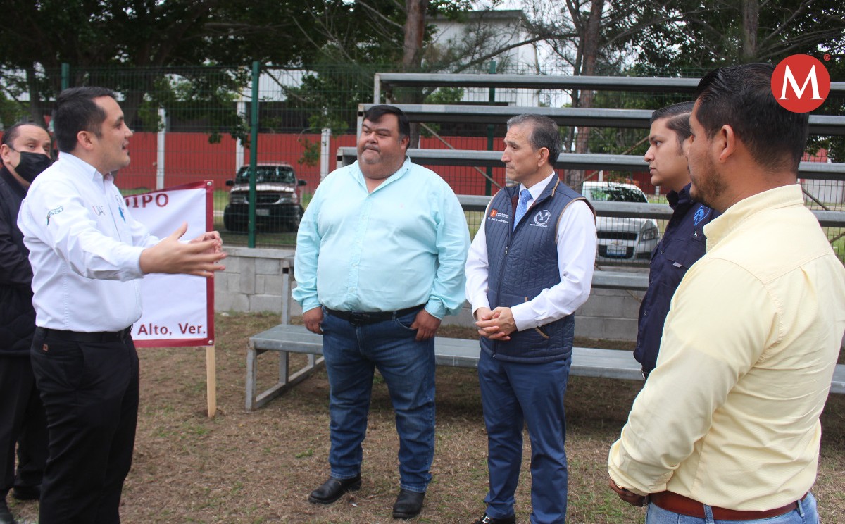 Estudiantes brindan atención médica a comunidades en norte de Veracruz