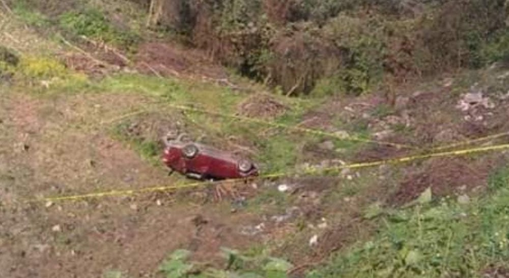 Una persona muerta y un herido fue el resultado de una volcadura en Zacapoaxtla | Especial