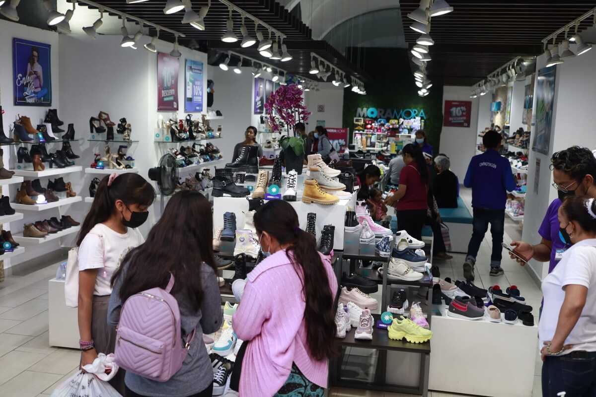 Prevén aumento de ventas en Puebla por Guadalupe-Reyes | Andrés Lobato