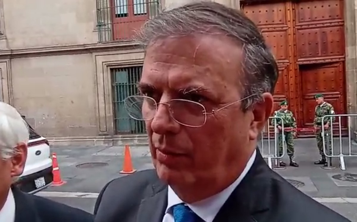 El funcionario estadunidense no dio declaraciones al salir de la reunión. | Captura