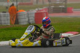 Piloto lagunero Conejo Cantú brilla en el Mundial de Karts Eléctrico