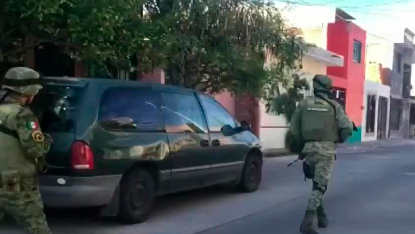 Hombre es recibido a balazos afuera de su casa en Aguascalientes