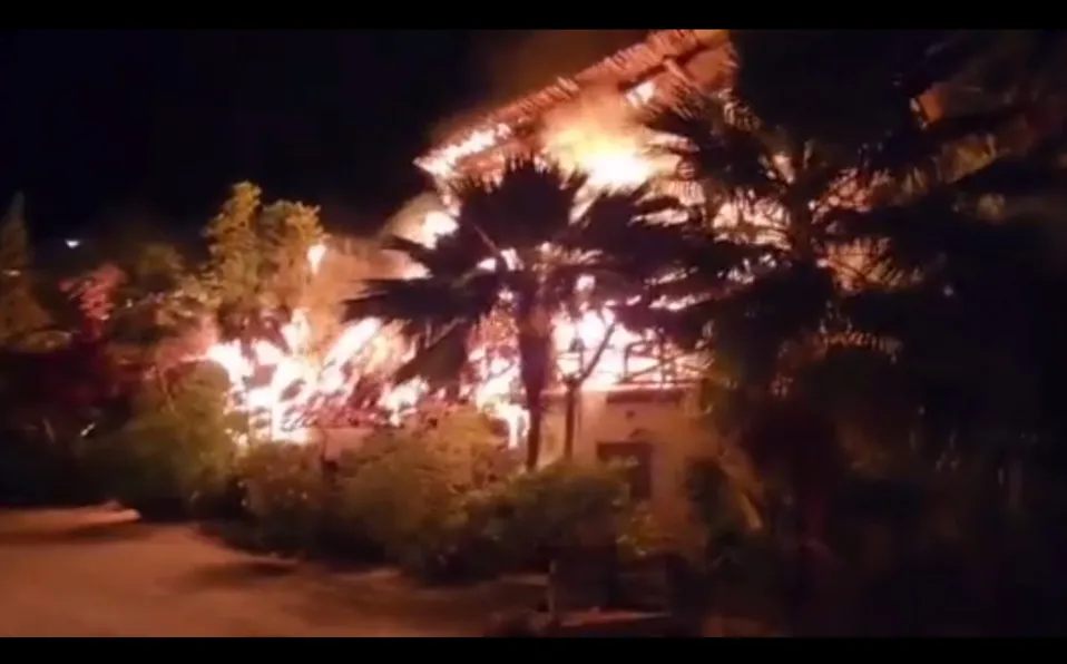 Mara Lezama hace recorrido en Holbox tras incendio