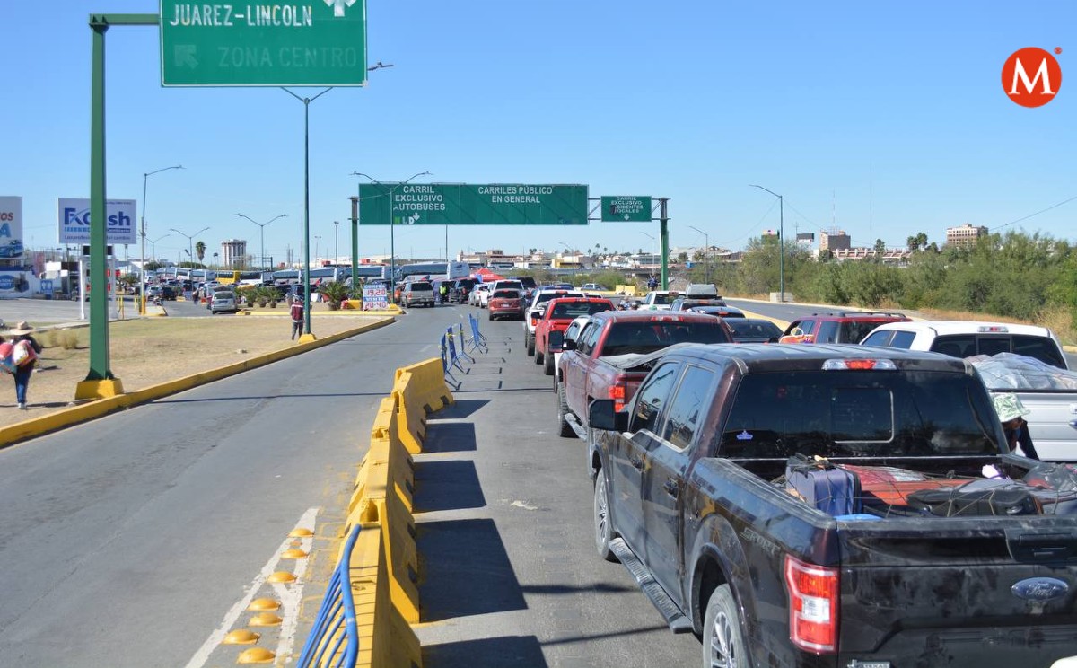 PC y bomberos instala módulos de atención a paisanos en Nuevo Laredo