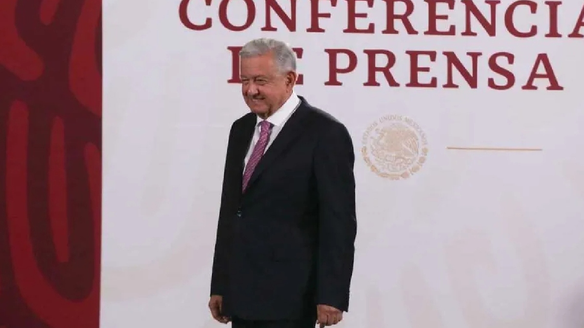 AMLO celebra inversiones para México de Grupo Bimbo tras la compra de Ricolino