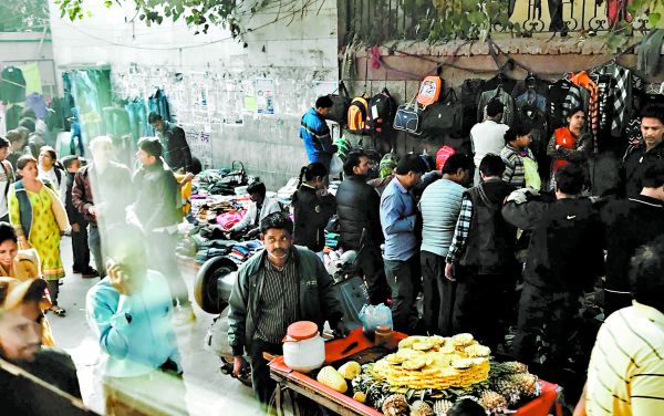 Ciudadanos de todo el mundo enfrentan problemas económicos. NAOMI ANTONIO