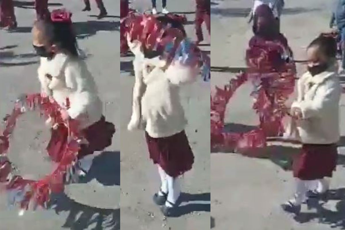 Lía es la niña más popular del Jardín de Niños de la comunidad.