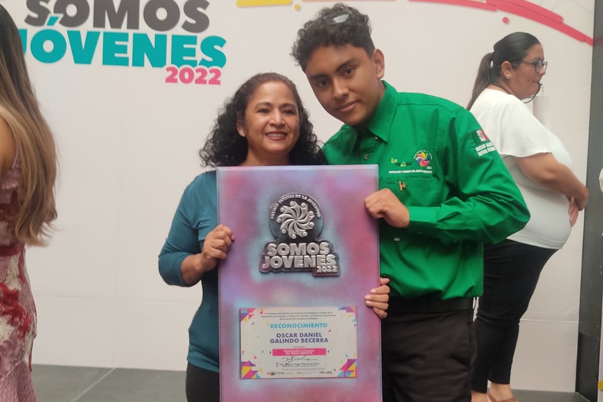 Óscar Daniel Galindo Becerra y Ma Magdalena Hernández. (cortesía)