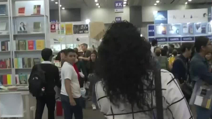 Así se vive el séptimo día de la FIL Guadalajara