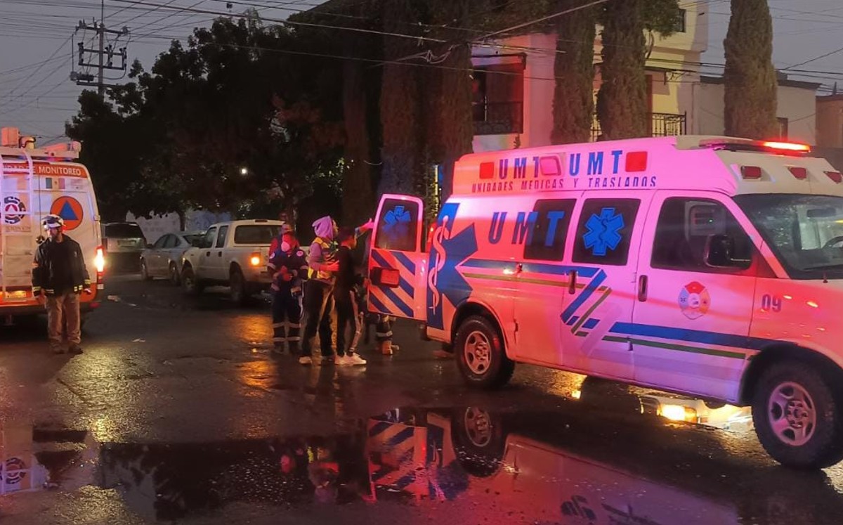 Los bomberos controlaron las llamas que envolvieron parte de la primera planta | Cynthia Pardo