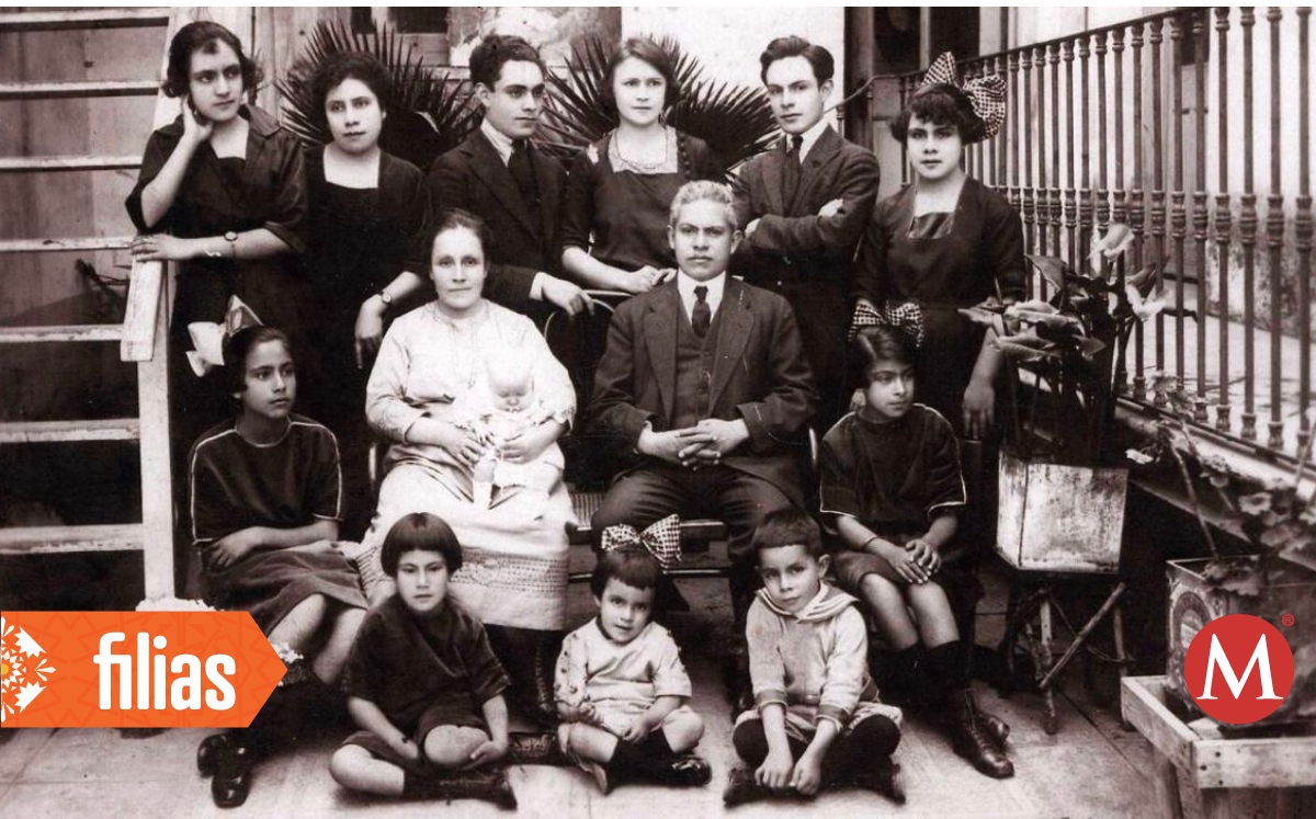 Detalle de portada de 'Los Revueltas. Biografía de una familia'. (Cortesía)