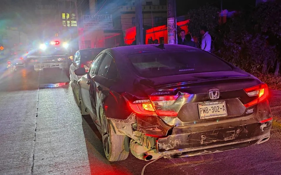 En Metepec, conductor atropella a un hombre tras altercado; ya fue detenido