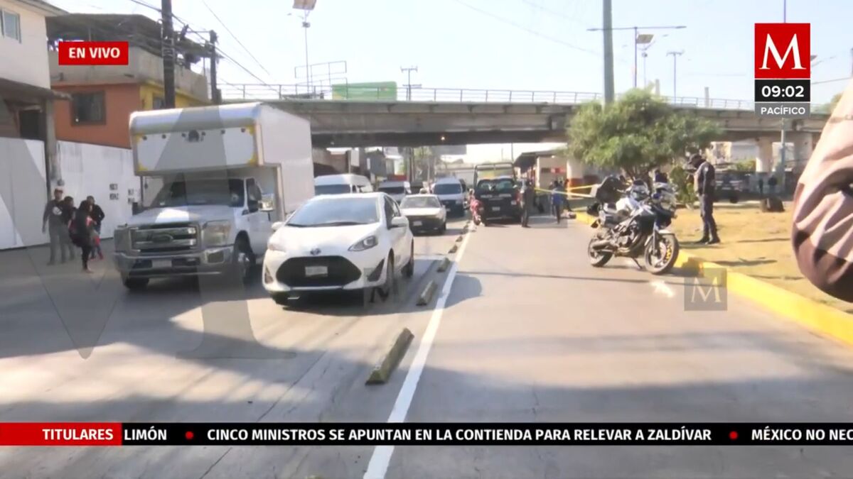En Edomex, mujer muere atropellada en carril de Mexibus
