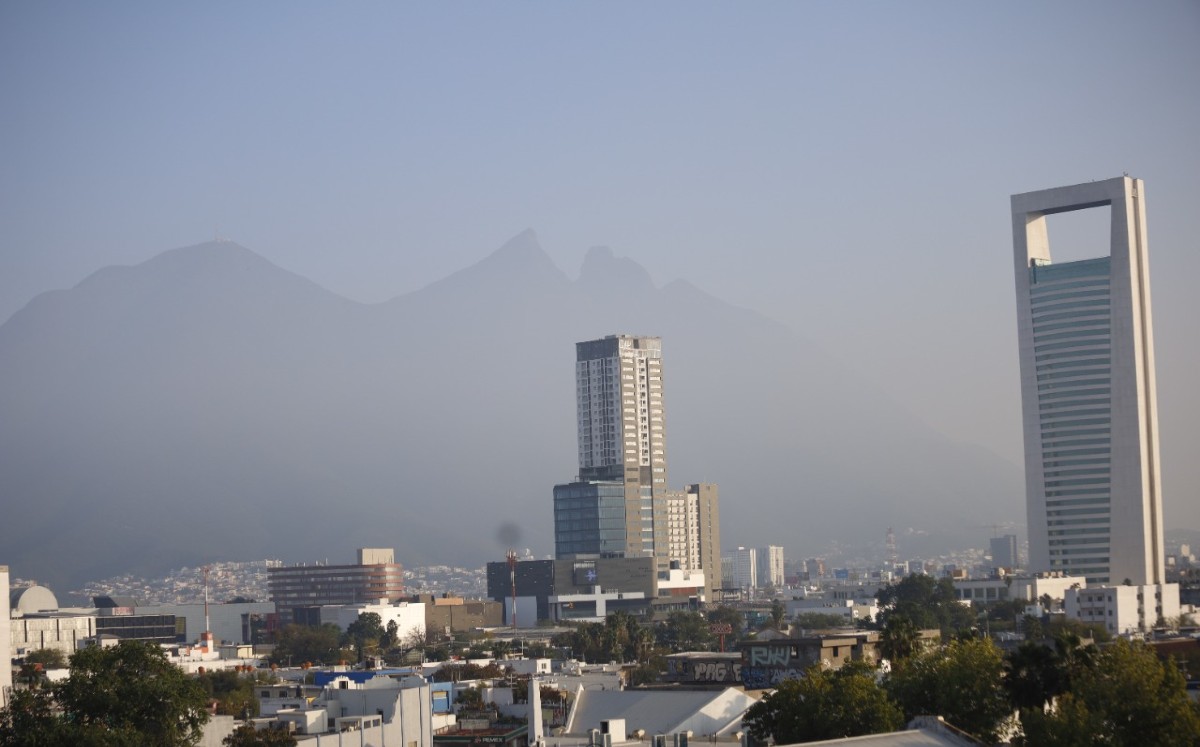 Gobierno de NL emite nueva alerta ambiental por mala calidad del aire |Jorge López