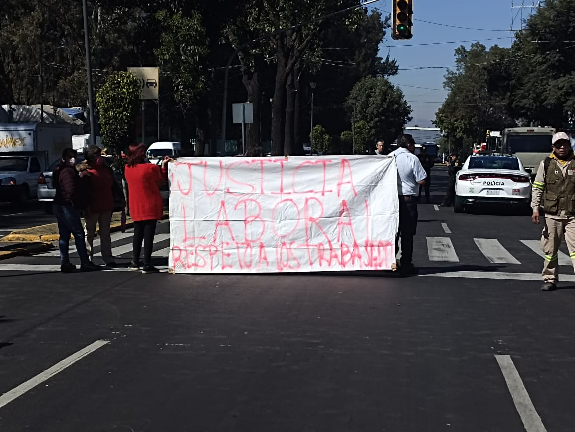 El bloqueo se registró sobre avenida Francisco Goytia y Gladiolas.