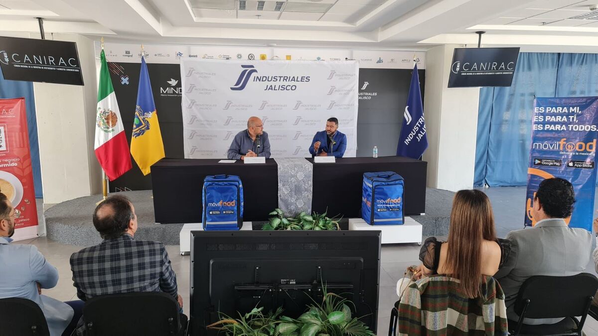Canirac presenta plataforma Móvilfood (Karla Victoria Rodríguez)