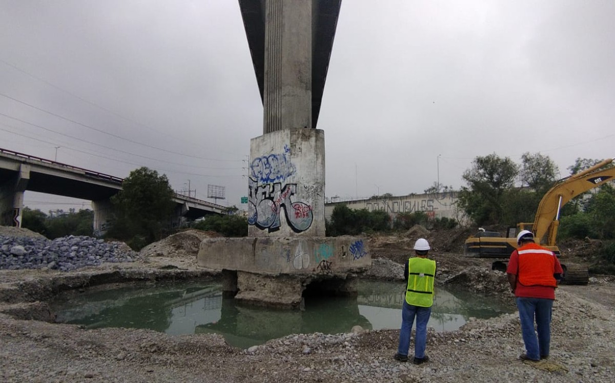 Inician con cimentación en columnas de Línea 1 del Metro de Monterrey | Raúl Palacios