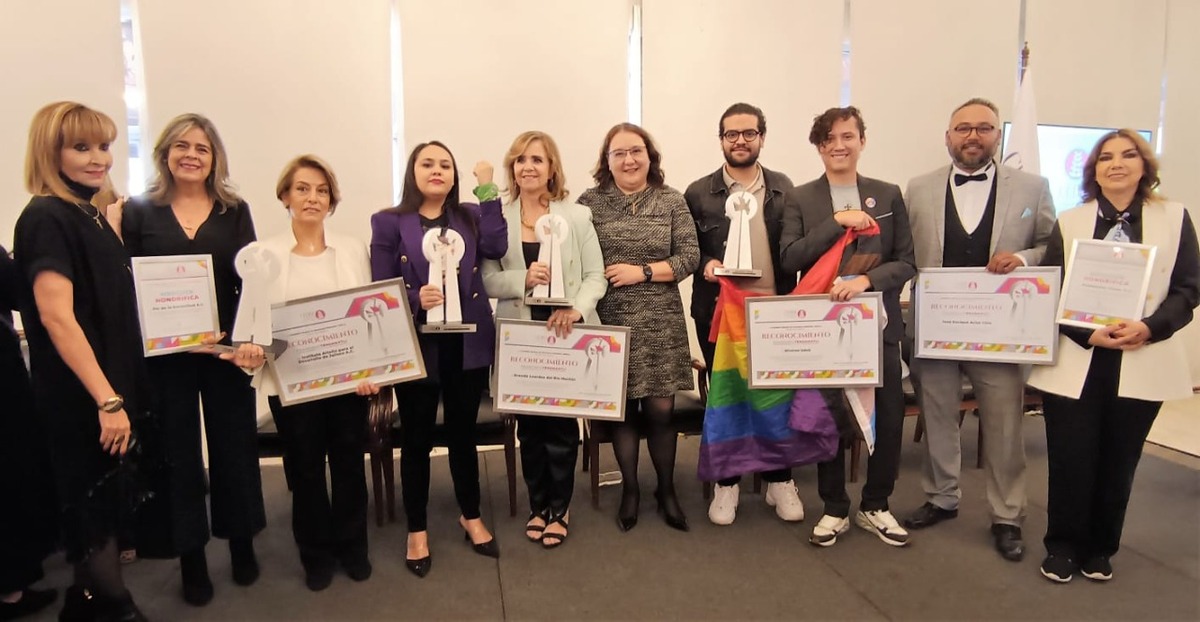 Reconocieron a seis personalidades de Jalisco. (Cortesía)