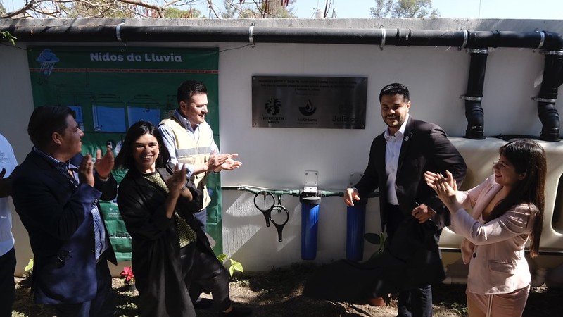 El sistema de captación pluvial fue instalado en el Centro de Salud (Cortesía)