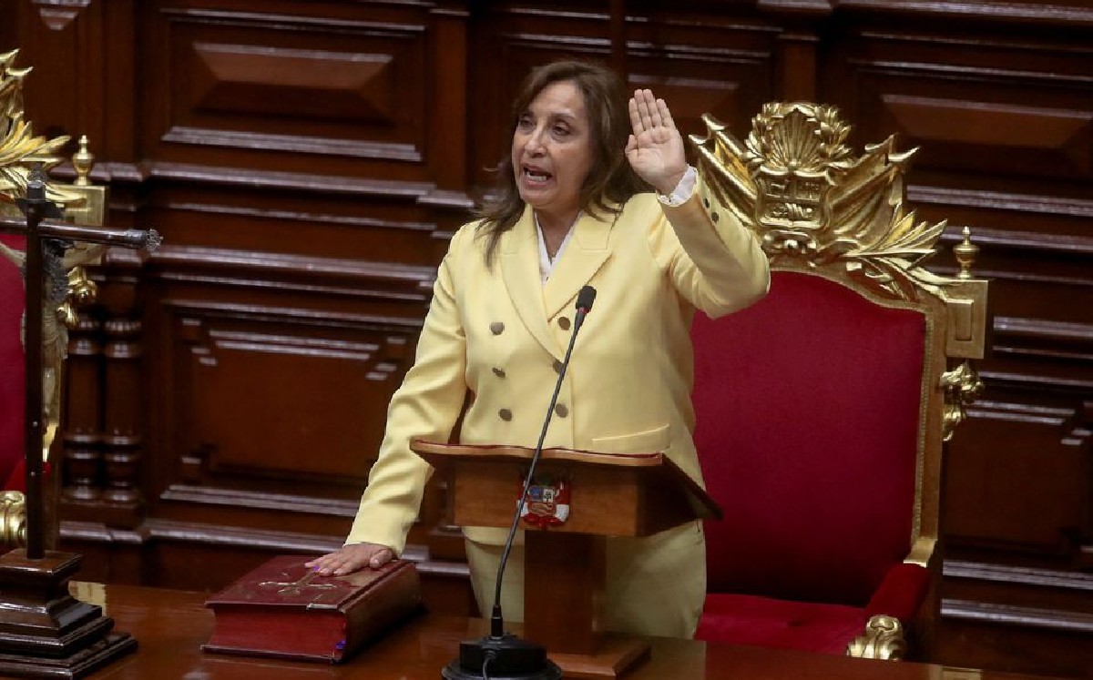 La presidenta de Perú, Dina Boluarte, ejercerá como presidenta hasta 2026 (Reuters)