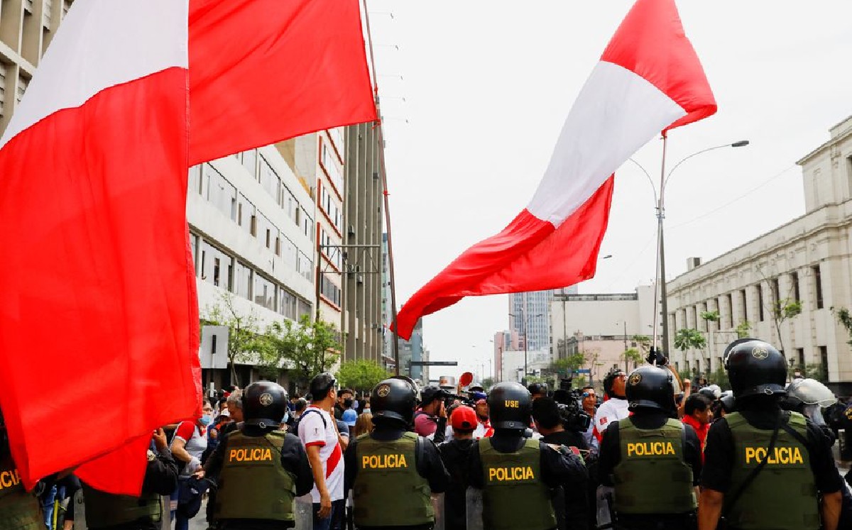 El presidente Pedro Castillo es el tercer presidente destituido por incapacidad moral en Peru (Reuters)
