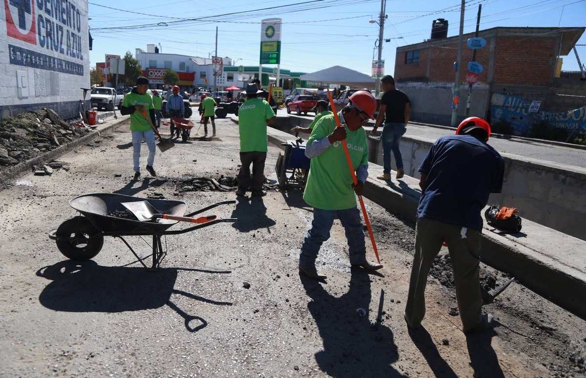 Programa de Bacheo en Mineral de la Reforma (Cortesía)