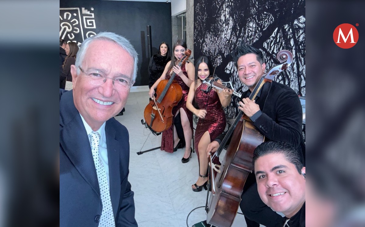 Ricardo Salinas Pliego con Tempus Quartet, banda de Tampico. (@ricardosalinas)