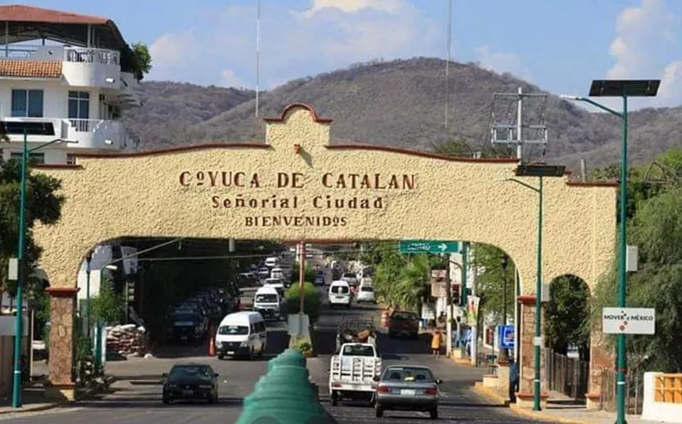 Sicarios irrumpen en penal de Guerrero; someten a custodios y rescatan a un preso