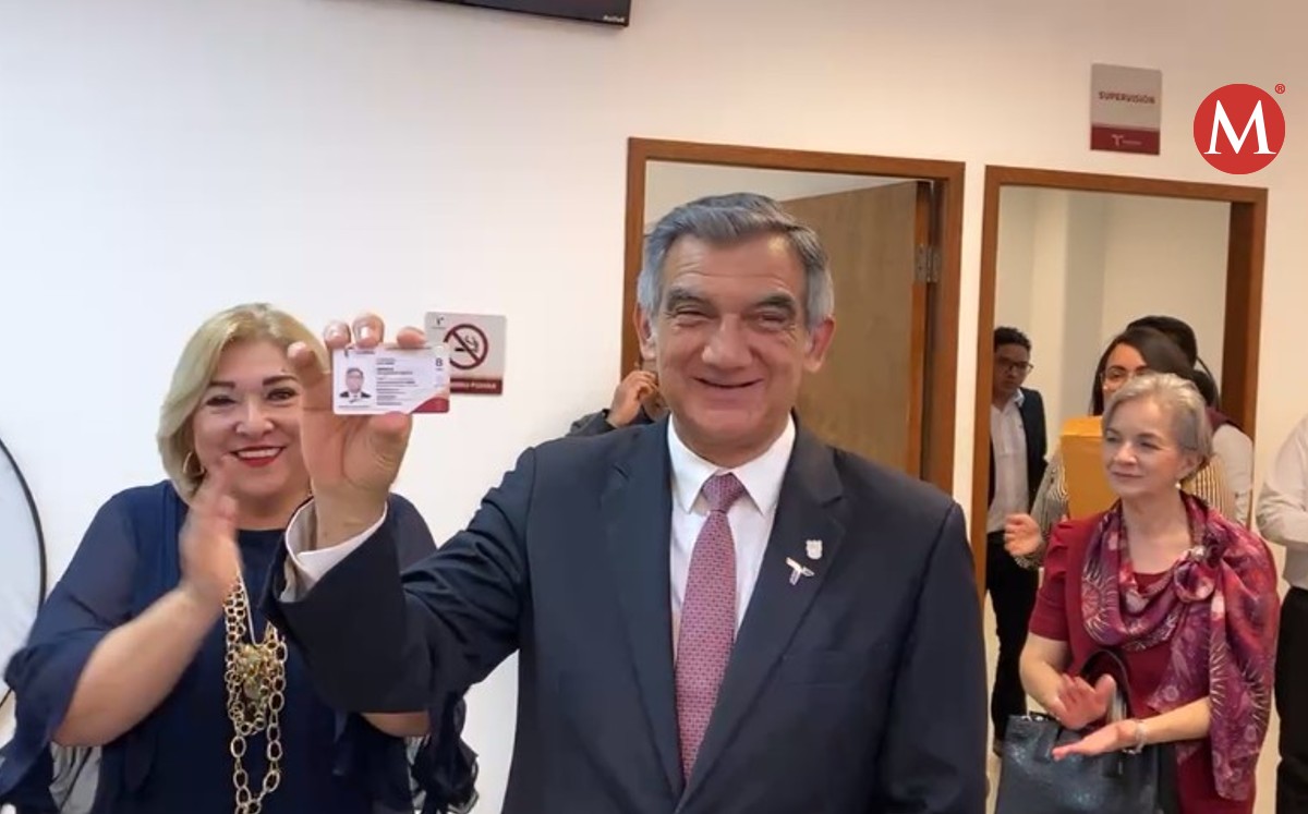 Américo Villarreal presenta nueva licencia de conducir en Tamaulipas