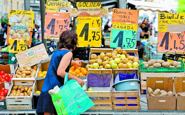 El costo de los alimentos, lo que más ha disminuido en Europa. Eric Gaillard/Reuters