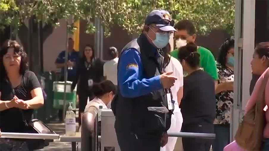 Estábamos entre los países con menos días de vacaciones en el mundo: Carlos Saavedra