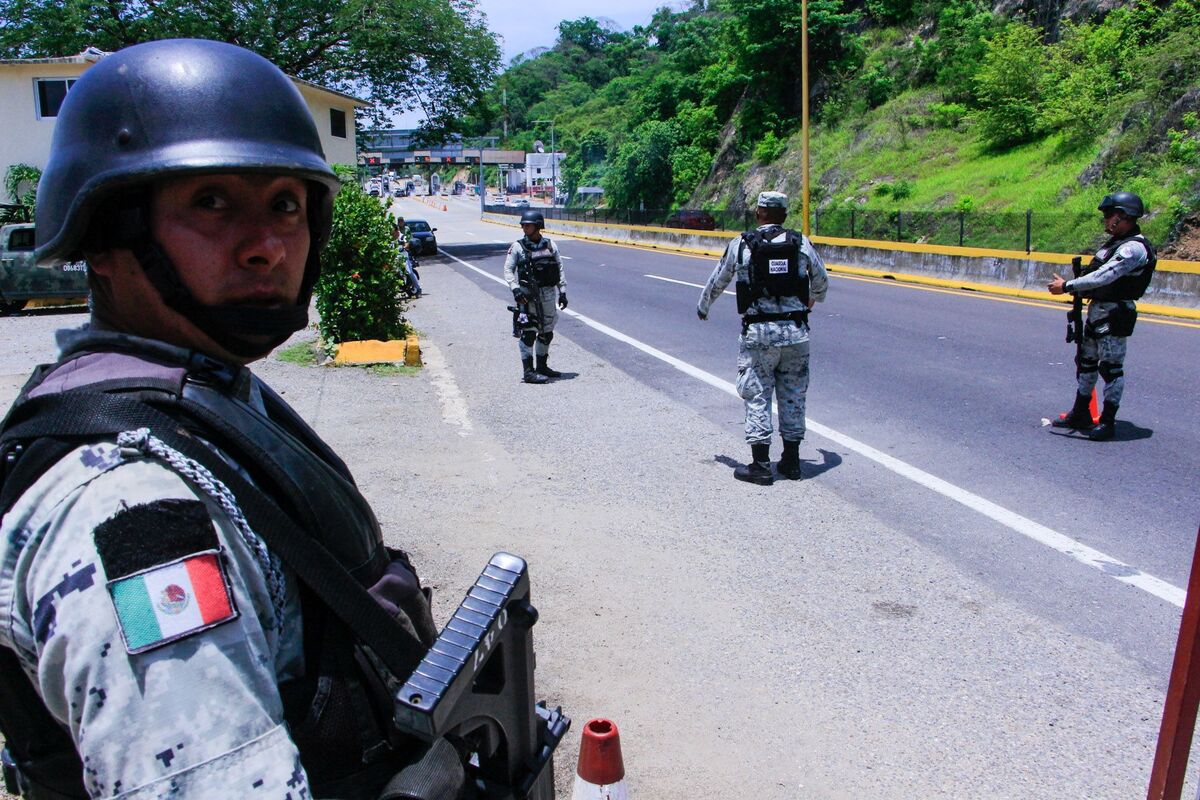 Vigilancia en la Autopista del Sol. (Cuartoscuro)