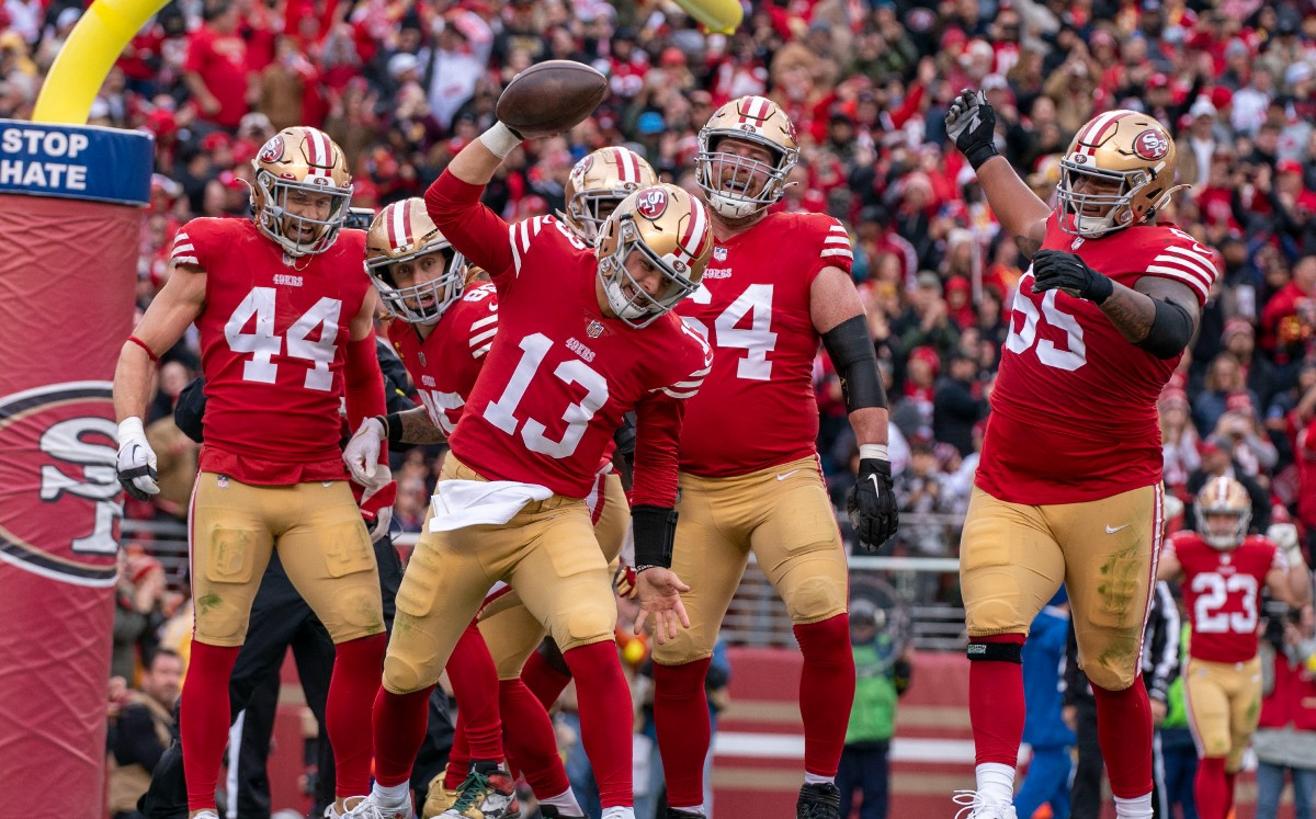 Brock Purdy humilla a Tom Brady y San Francisco 49ers vencen a Tampa Bay Buccaneers (Reuters)